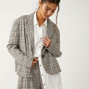 Amazing Free People Blazer!